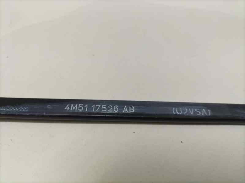 Recambio de brazo limpia delantero izquierdo para ford focus berlina (cap) ghia referencia OEM IAM 4M5117526AB 82302 