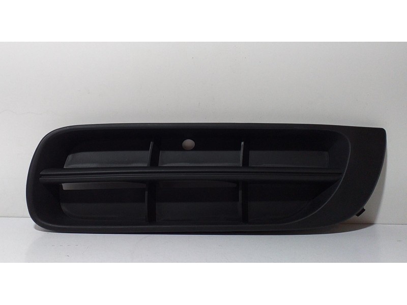 Recambio de rejilla paragolpes izquierda para skoda fabia (5j2 ) urban referencia OEM IAM 107195820 68946 