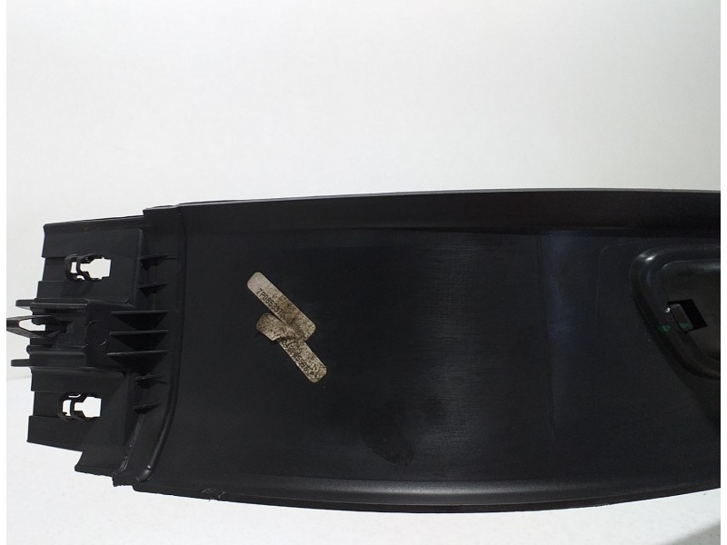 Recambio de molduras traseras para porsche cayenne (typ 92aa) gts referencia OEM IAM 7P0853370 66389 