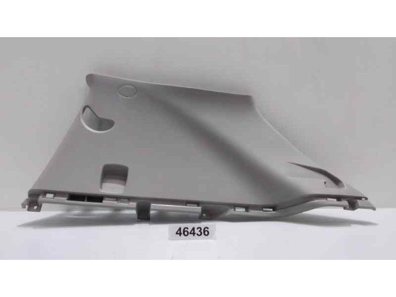 Recambio de molduras traseras para kia sportage concept 4x2 referencia OEM IAM 858603U010 46436 