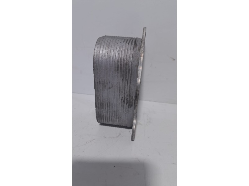 Recambio de enfriador aceite motor para volkswagen golf vii lim. 1.6 tdi dpf referencia OEM IAM 03N117021 76092 R