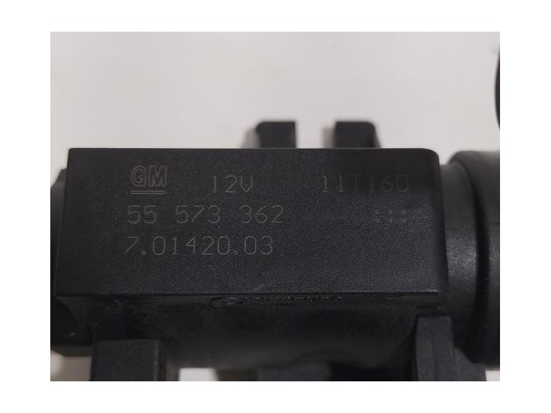 Recambio de valvula aire adicional para opel insignia berlina cosmo referencia OEM IAM 55573362 78293 