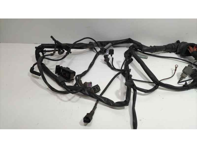 Recambio de caja reles / fusibles para audi a4 berlina (8e) 2.5 tdi (120kw) referencia OEM IAM 8E1971072NF 83187 