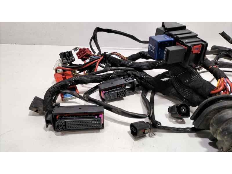 Recambio de caja reles / fusibles para audi a4 berlina (8e) 2.5 tdi (120kw) referencia OEM IAM 8E1971072NF 83187 