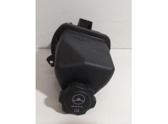 Recambio de deposito servo para opel insignia berlina cosmo referencia OEM IAM PA66-GF33 78296  2