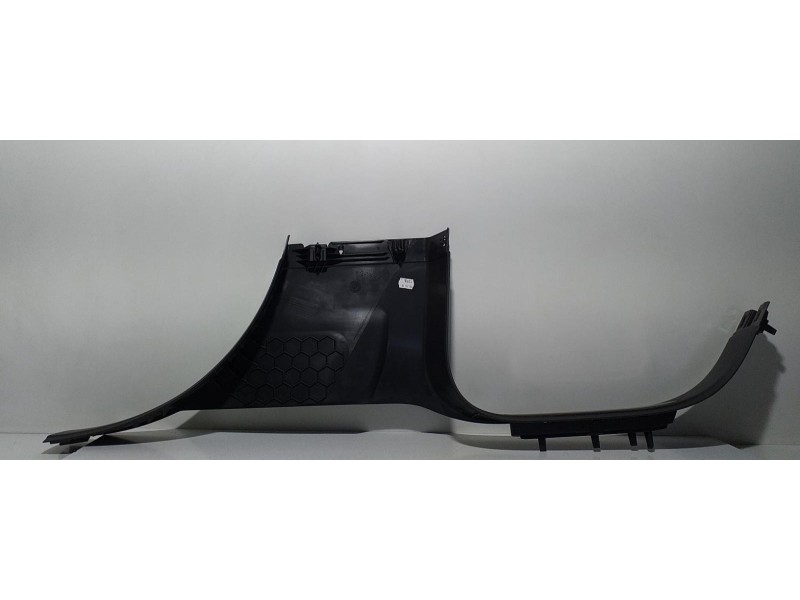 Recambio de molduras traseras para porsche cayenne (typ 92aa) gts referencia OEM IAM 7P0853369 66390 