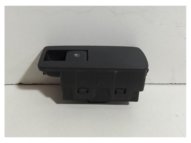 Recambio de mando elevalunas trasero izquierdo para opel insignia berlina cosmo referencia OEM IAM 13301888 78297 