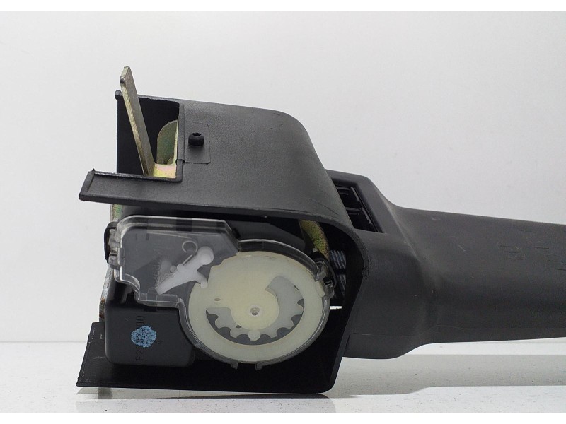 Recambio de cinturon seguridad trasero izquierdo para ford mustang gt cabrio referencia OEM IAM 4.6I 62172 