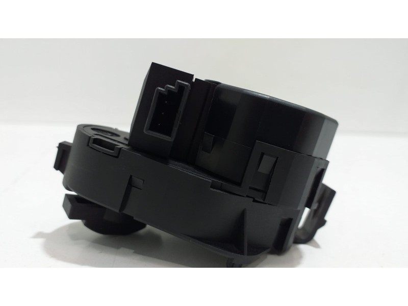 Recambio de motor apertura trampillas climatizador para bmw serie 6 coupe (e63) 630i referencia OEM IAM 6942991 54378 