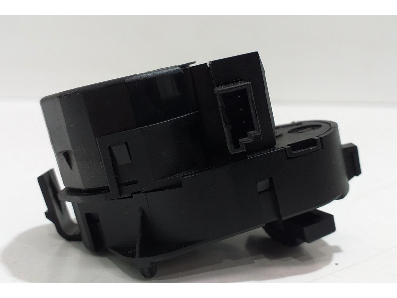 Recambio de motor apertura trampillas climatizador para bmw serie 6 coupe (e63) 630i referencia OEM IAM 6942988 54379 