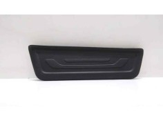 Recambio de guarnecido puerta trasera derecha para kia sportage concept 4x2 referencia OEM IAM 858883U010 46442  2