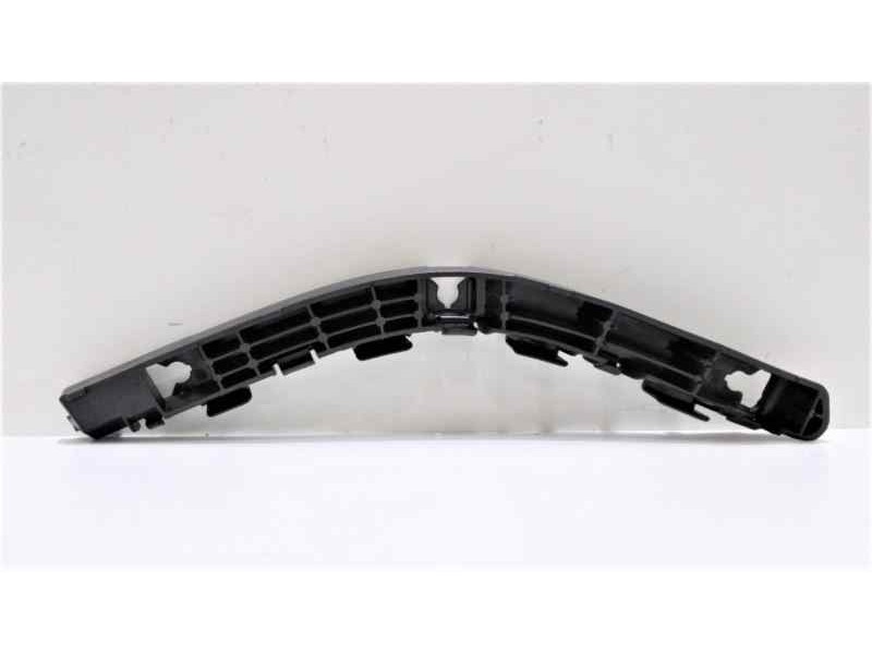 Recambio de molduras traseras para kia sportage concept 4x2 referencia OEM IAM 866133U000 46443 