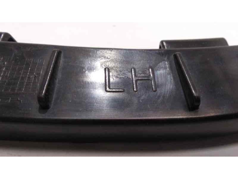 Recambio de molduras traseras para kia sportage concept 4x2 referencia OEM IAM 866133U000 46443 