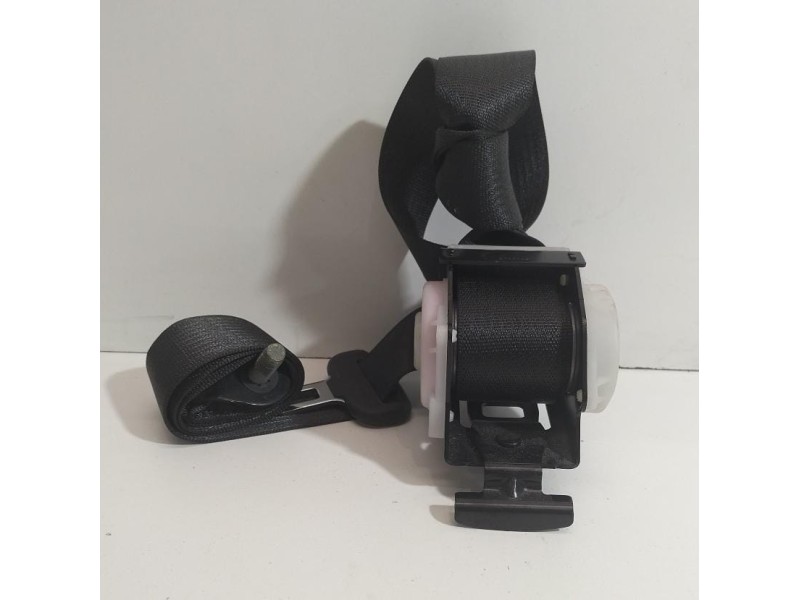 Recambio de cinturon seguridad trasero derecho para opel insignia berlina cosmo referencia OEM IAM 13267147 78303 