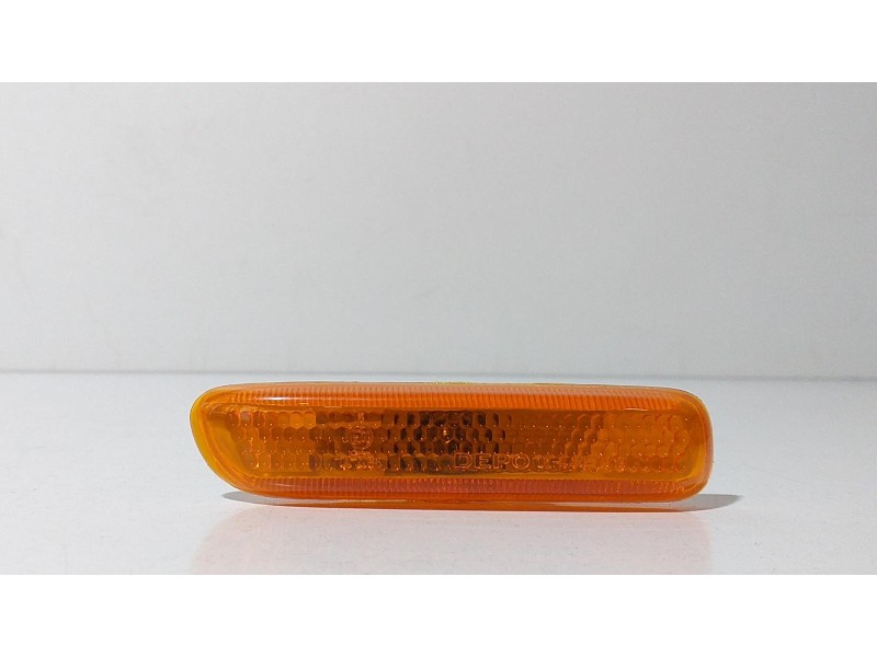 Recambio de piloto lateral izquierdo para bmw serie 3 berlina (e46) 318i referencia OEM IAM 103F05084311 68967  Recambio de piloto lateral izquierdo para bmw serie 3 berlina (e46) 318i referencia OEM IAM 103F05084311 68967