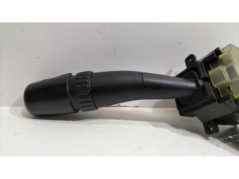 Recambio de mando limpia para hyundai h1 travel referencia OEM IAM 934204H0004X 83200 R