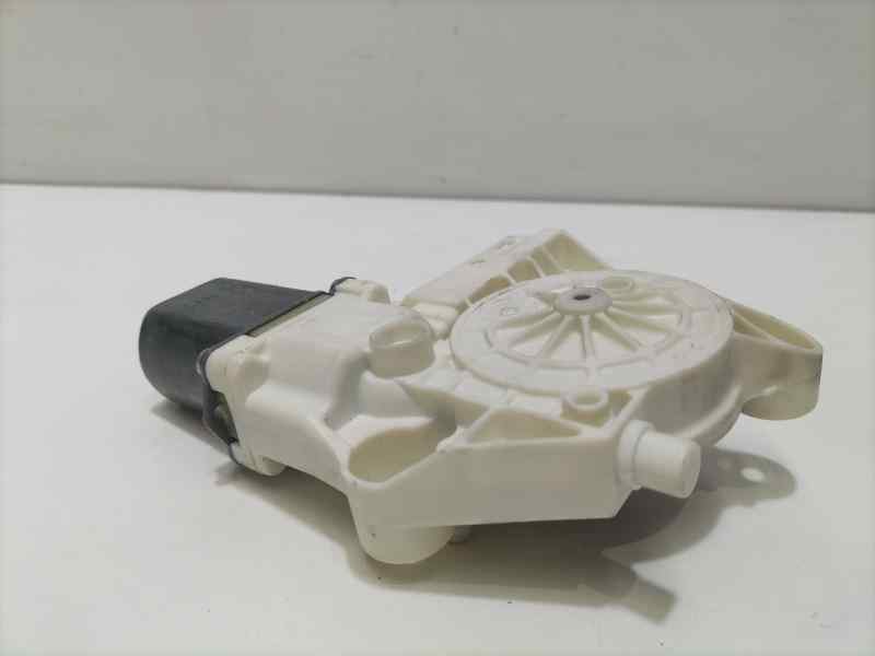 Recambio de motor elevalunas delantero derecho para ford focus berlina (cap) ghia referencia OEM IAM 4M5T14553 82312 