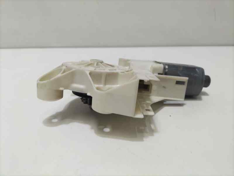 Recambio de motor elevalunas delantero derecho para ford focus berlina (cap) ghia referencia OEM IAM 4M5T14553 82312 