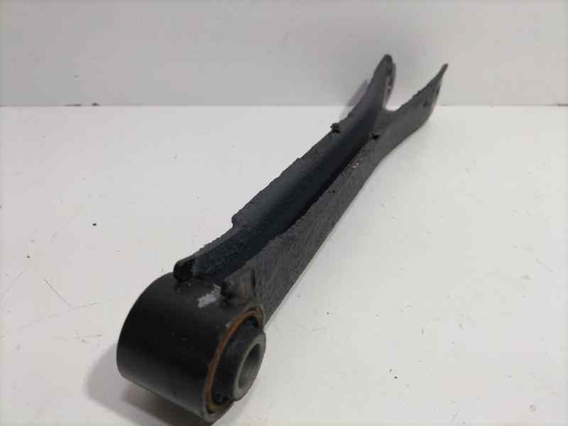 Recambio de brazo suspension inferior trasero izquierdo para hyundai tucson (jm) 2.0 crdi comfort (4wd) referencia OEM IAM D4EA 