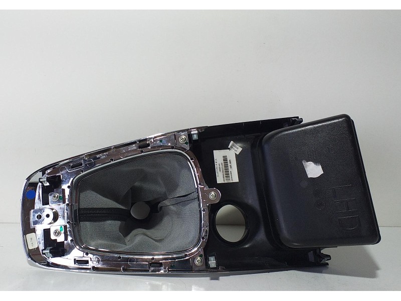 Recambio de guarnecidos palanca cambio para nissan pulsar (c13) acenta referencia OEM IAM 9930149 68979 