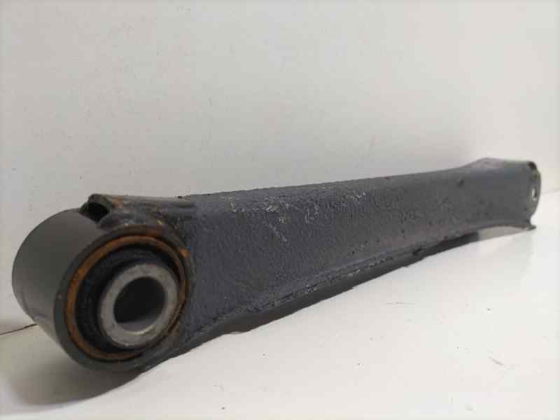 Recambio de brazo suspension inferior trasero izquierdo para hyundai tucson (jm) 2.0 crdi comfort (4wd) referencia OEM IAM D4EA 