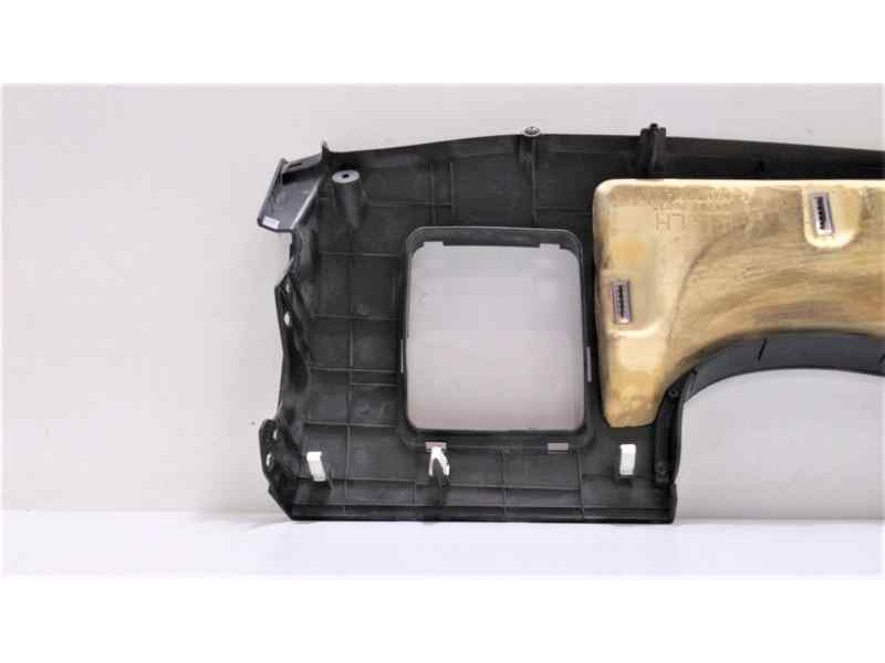 Recambio de moldura para kia sportage concept 4x2 referencia OEM IAM 847513U000 46451 