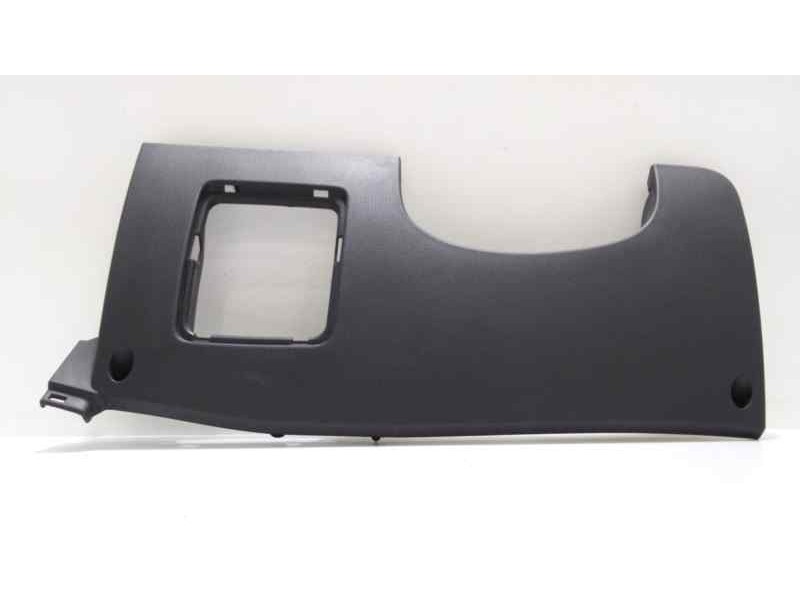 Recambio de moldura para kia sportage concept 4x2 referencia OEM IAM 847513U000 46451 