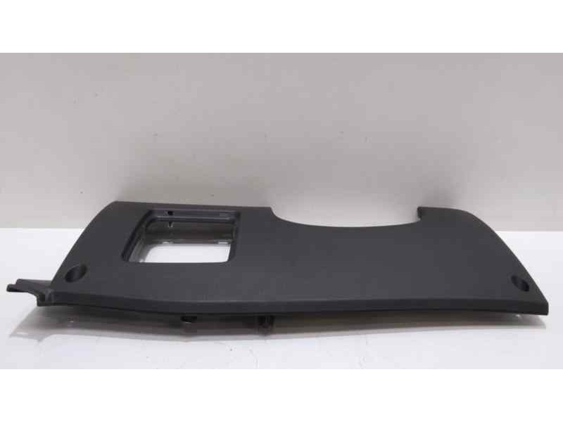 Recambio de moldura para kia sportage concept 4x2 referencia OEM IAM 847513U000 46451 