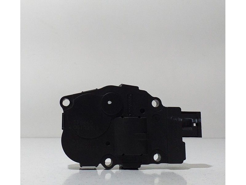 Recambio de motor apertura trampillas climatizador para porsche cayenne (typ 92aa) gts referencia OEM IAM EFB440 66411 