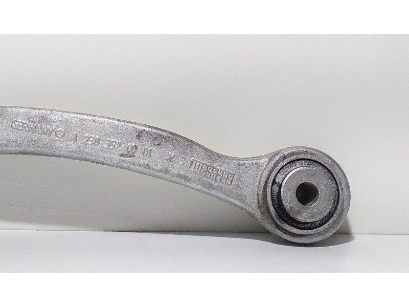 Recambio de brazo suspension superior trasero izquierdo para mercedes-benz clase e (w211) berlina e 500 4-matic (211.090) refere