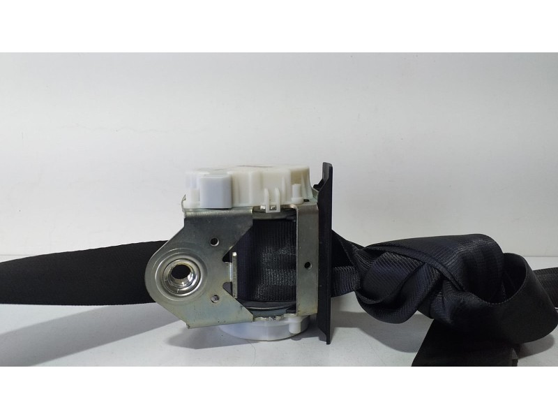 Recambio de cinturon seguridad trasero derecho para seat ibiza (6j5) reference referencia OEM IAM 6J0857805A 68990 