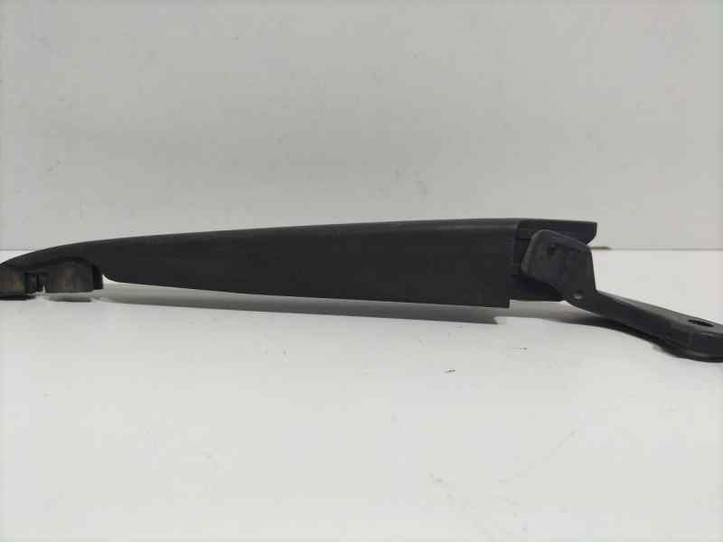 Recambio de brazo limpia trasero para ford focus berlina (cap) ghia referencia OEM IAM 4N51T04178 82319 