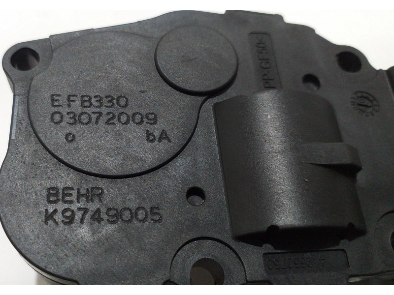 Recambio de motor apertura trampillas climatizador para audi a5 coupe (8t) 2.0 tdi quattro referencia OEM IAM EFB330 54848 