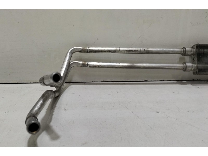 Recambio de enfriador aceite motor para opel insignia berlina cosmo referencia OEM IAM S8562001 78232 