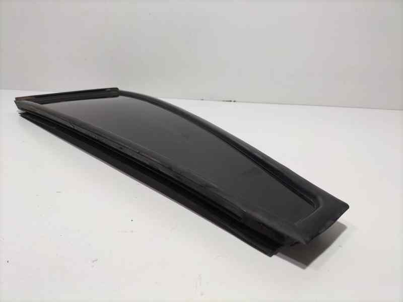 Recambio de luna custodia trasera derecha para land rover range rover (lp) 4.6 referencia OEM IAM 46D 82529 