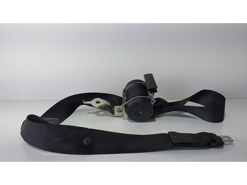 Recambio de cinturon seguridad trasero central para bmw serie 3 berlina (e46) 320d referencia OEM IAM 8201020 69000 