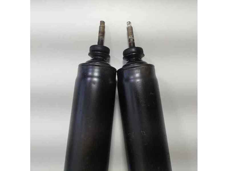 Recambio de juego amortiguadores delantero para mitsubishi montero (v20/v40) 2500 td gl (3-ptas.) referencia OEM IAM 4D56 87031 