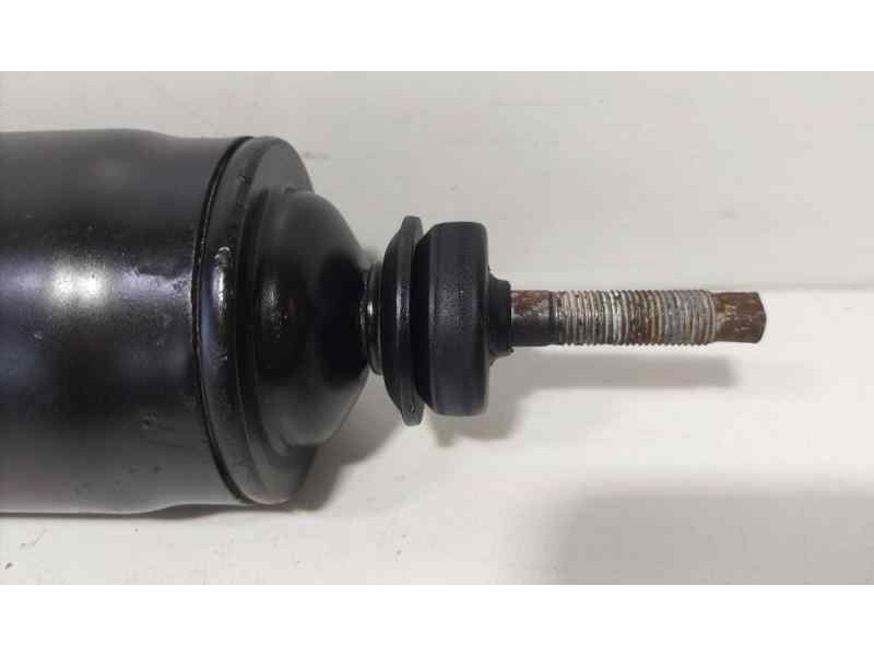 Recambio de juego amortiguadores delantero para mitsubishi montero (v20/v40) 2500 td gl (3-ptas.) referencia OEM IAM 4D56 87031 