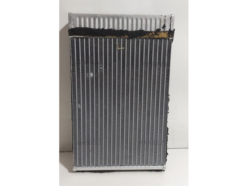 Recambio de radiador calefaccion / aire acondicionado para opel insignia berlina cosmo referencia OEM IAM 52426696 78268 