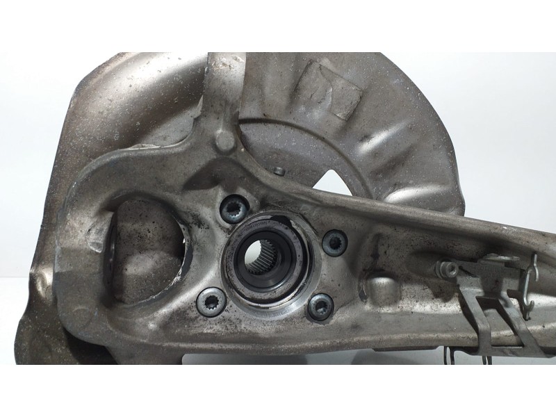 Recambio de mangueta delantera izquierda para porsche cayenne (typ 92aa) gts referencia OEM IAM 7P0407245A 66431 