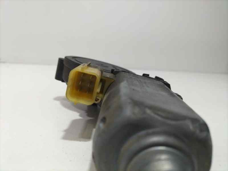 Recambio de motor elevalunas trasero derecho para land rover range rover (lp) 4.6 referencia OEM IAM 0130821317 82539 