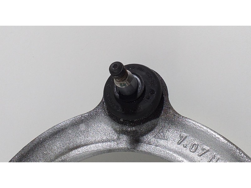 Recambio de brazo suspension superior delantero izquierdo para mercedes-benz clase e (w211) berlina e 500 4-matic (211.090) refe