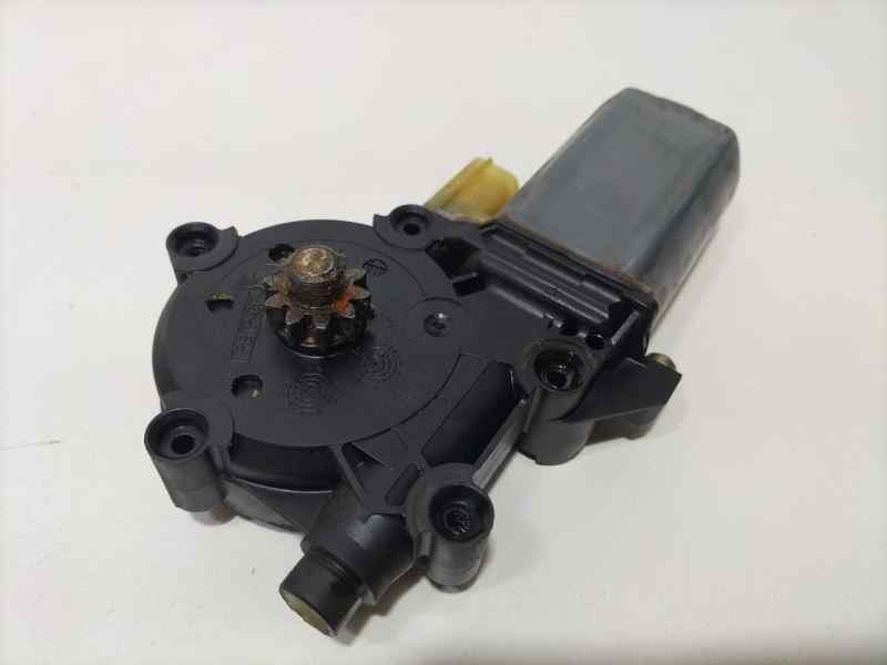 Recambio de motor elevalunas trasero derecho para land rover range rover (lp) 4.6 referencia OEM IAM 0130821317 82539 