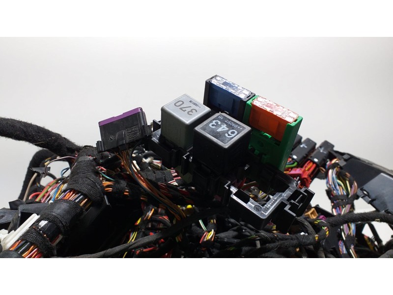 Recambio de caja reles / fusibles para audi a5 coupe (8t) 2.0 tdi quattro referencia OEM IAM CAHA 54895 