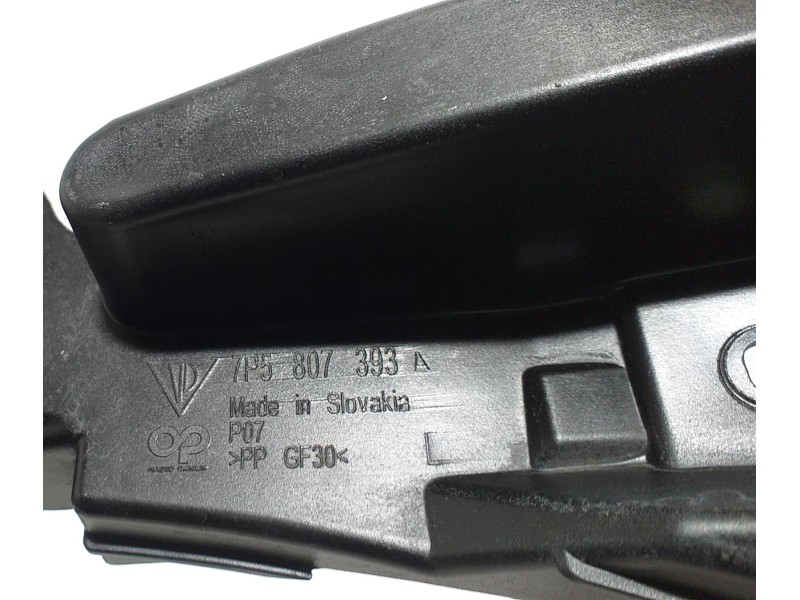 Recambio de molduras traseras para porsche cayenne (typ 92aa) gts referencia OEM IAM 7P5807393A 66443 