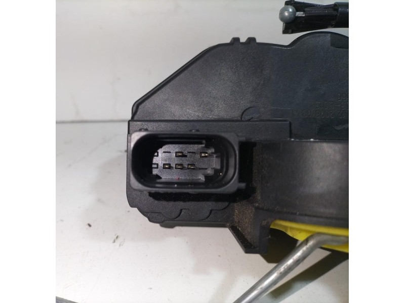 Recambio de cerradura puerta trasera izquierda para opel insignia berlina cosmo referencia OEM IAM 13503177 78281 