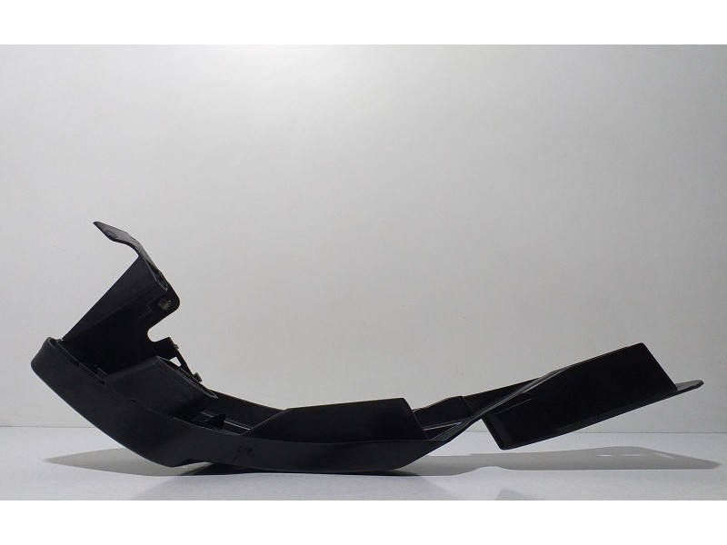 Recambio de molduras traseras para porsche cayenne (typ 92aa) gts referencia OEM IAM 7P5807393A 66443 