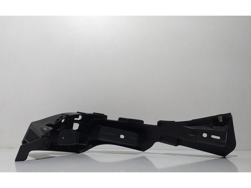 Recambio de molduras traseras para porsche cayenne (typ 92aa) gts referencia OEM IAM 7P5807393A 66443 