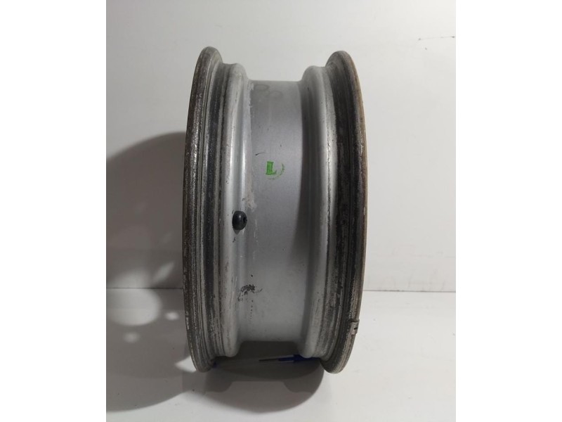 Recambio de llanta para tata telcoline 4x4 pick up referencia OEM IAM 15 78401 