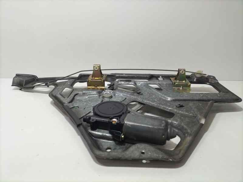 Recambio de elevalunas trasero izquierdo para land rover range rover (lp) 4.6 referencia OEM IAM 0130821318 82551 